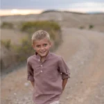 Camisa Niño Cuello Mao Lino rosa oscuro