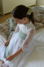Vestido corto blanco manga tul (sin lazada) - Imagen 4