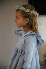 Vestido escote espalda volante lino celeste - Imagen 2